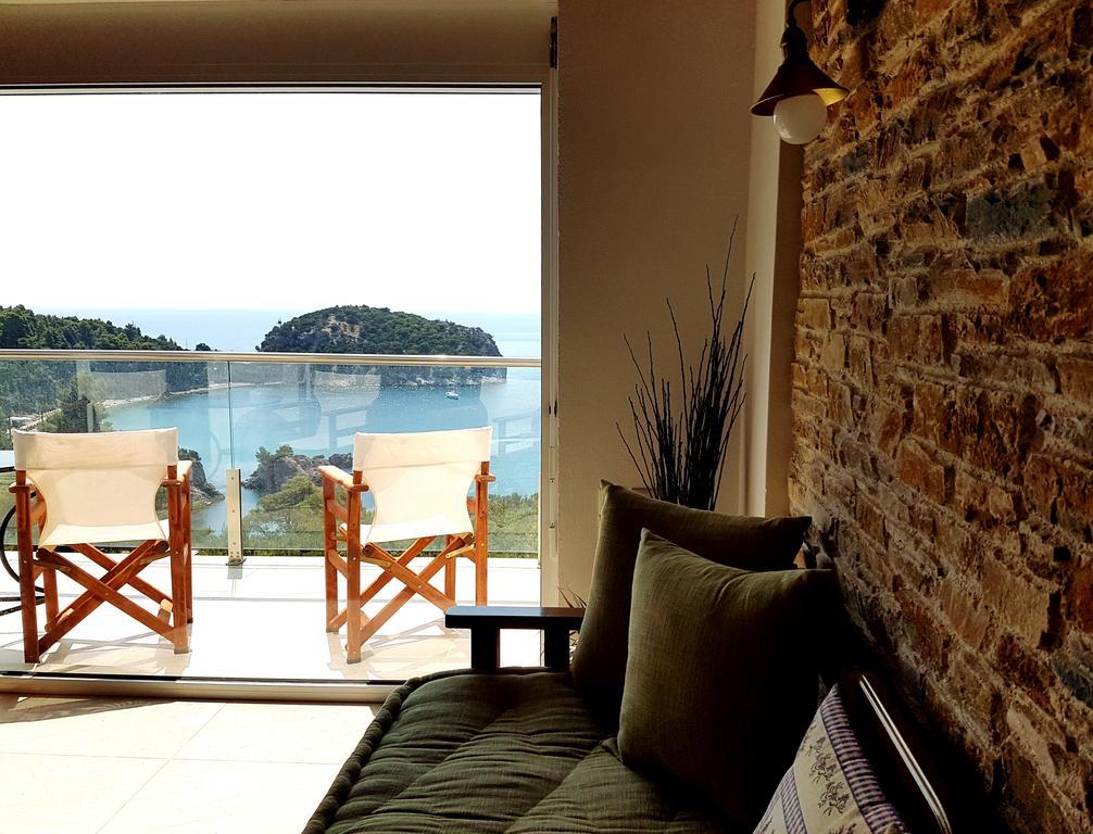 Mando Beachfront Stafylos Exterior photo